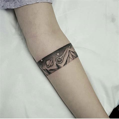 armband tattoo designs for women.